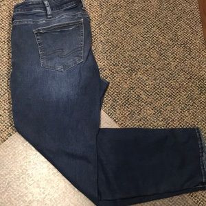 Silver Suki Jeans Straight Leg Dark Wash 18W 31” Inseam